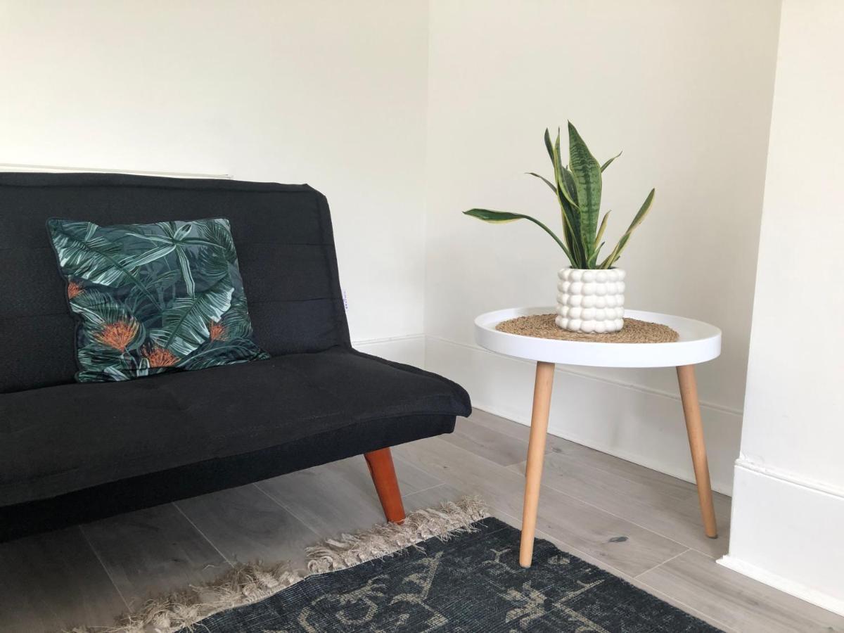 Bright Chiswick Apartment - Great Location London Luaran gambar