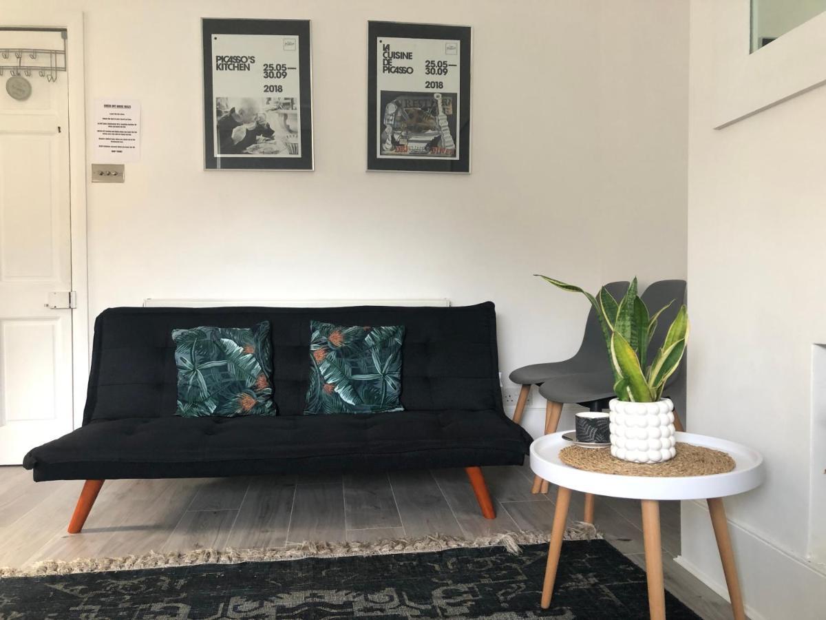 Bright Chiswick Apartment - Great Location London Luaran gambar