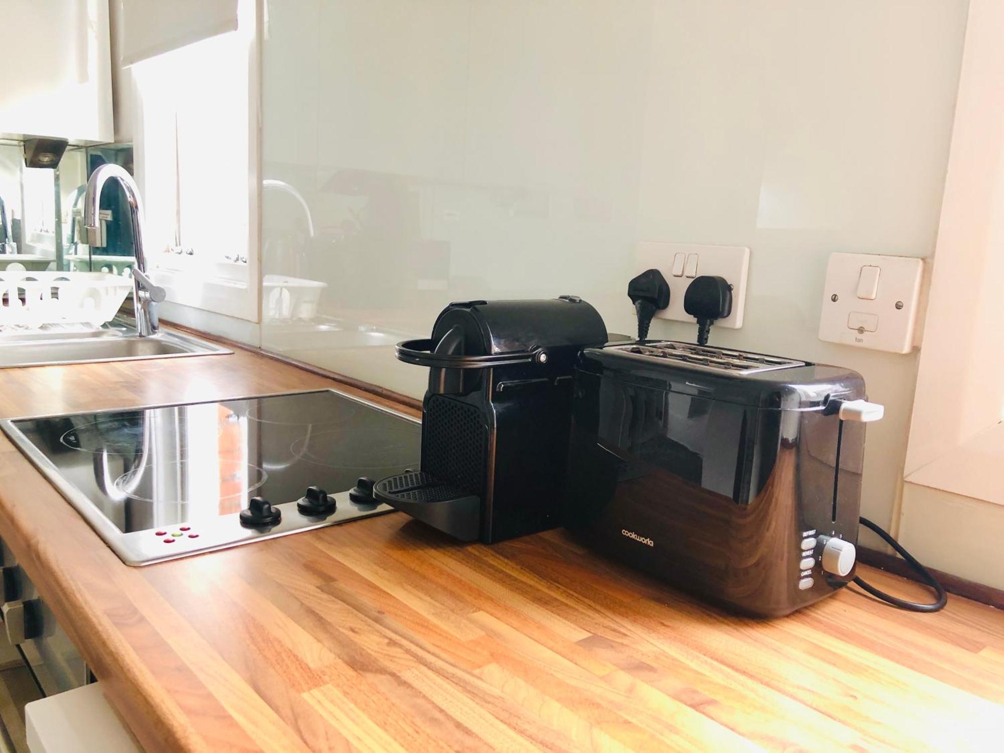 Bright Chiswick Apartment - Great Location London Luaran gambar