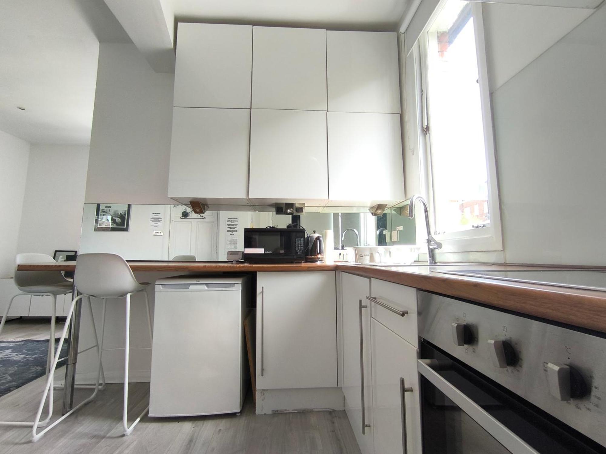 Bright Chiswick Apartment - Great Location London Luaran gambar